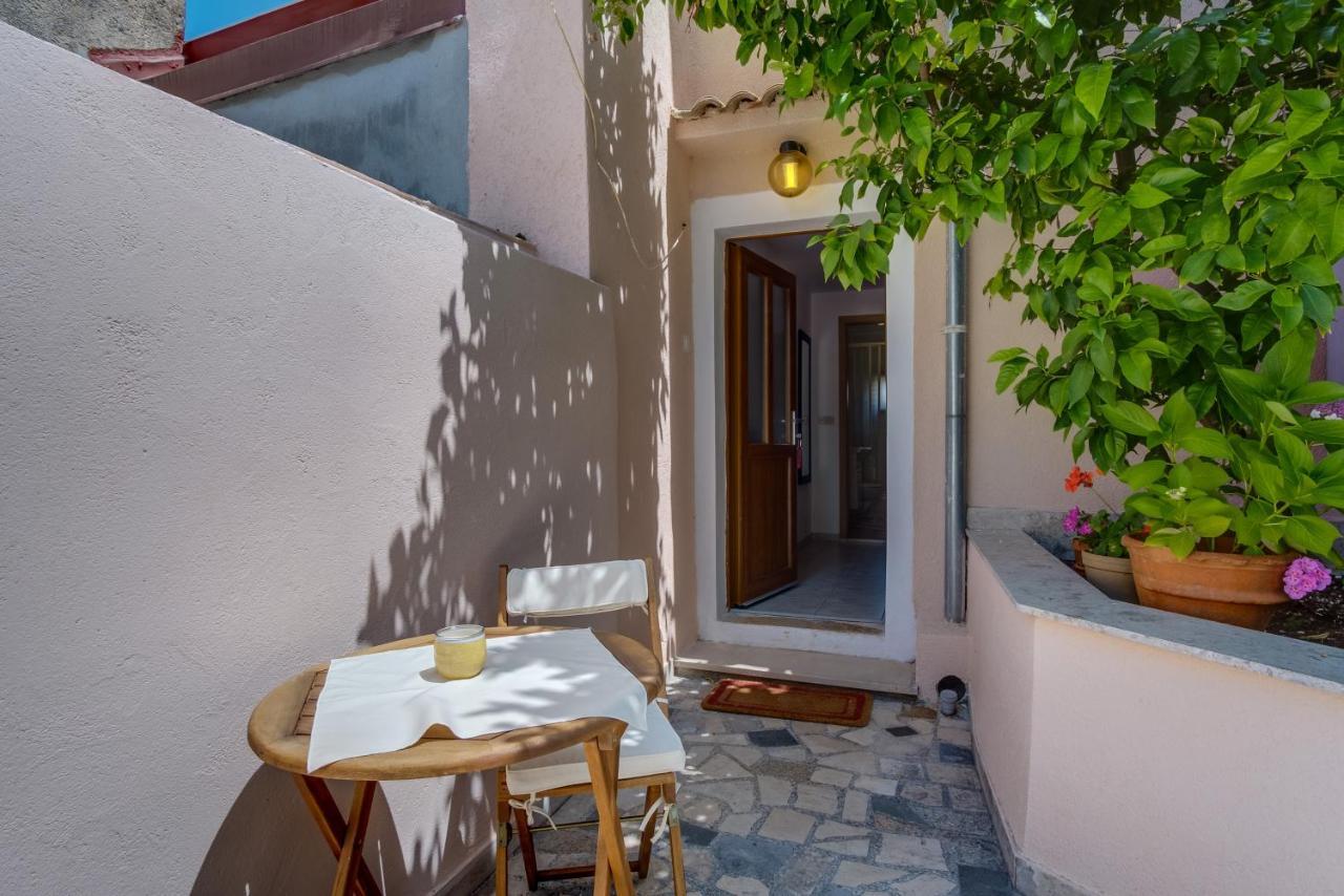 Apartment Mirjana New Mali Losinj Exterior photo